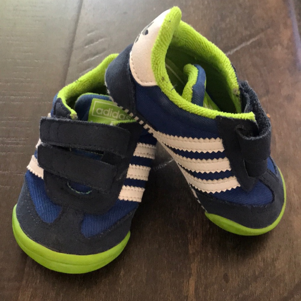 Adidas ortholite infant shoes